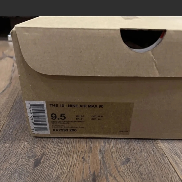 Off × White Nike Air Max 90's - Picture 5 of 7